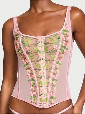 Classic Lily Embroidery Corset Set
